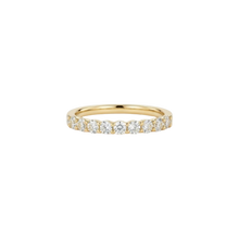 The Éternelle Diamond Band